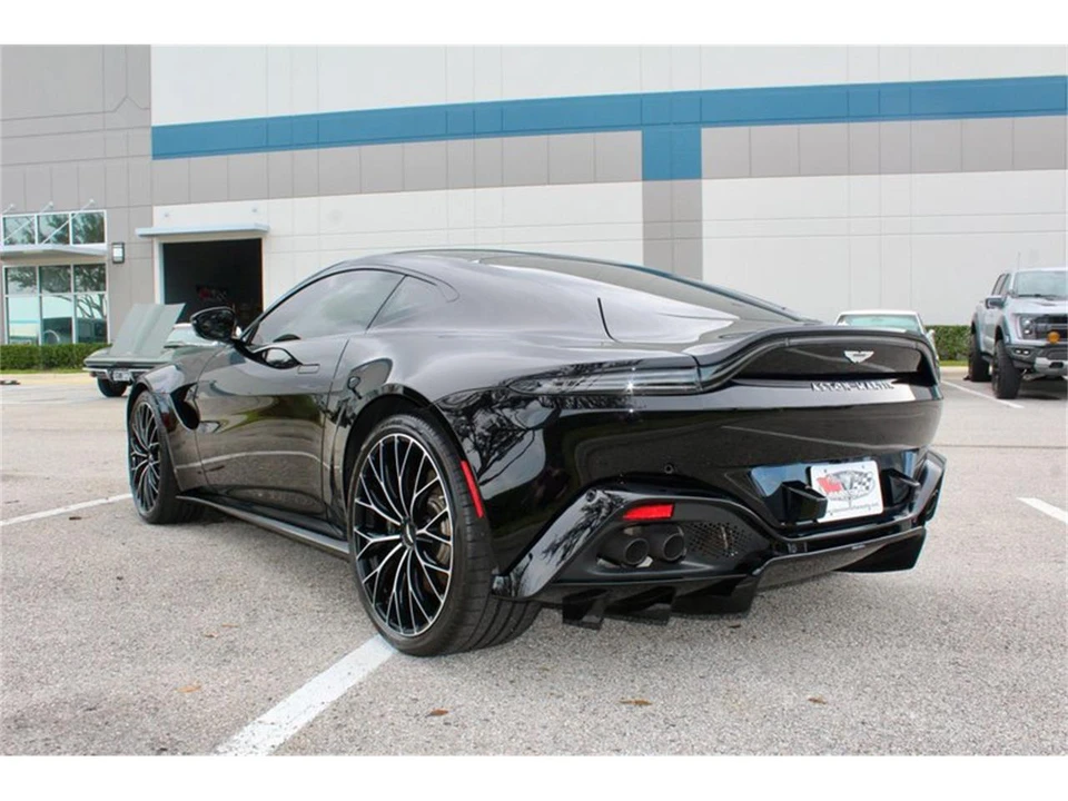 2023 Aston Martin V8 Vantage (2019+) - Image 11 of 31