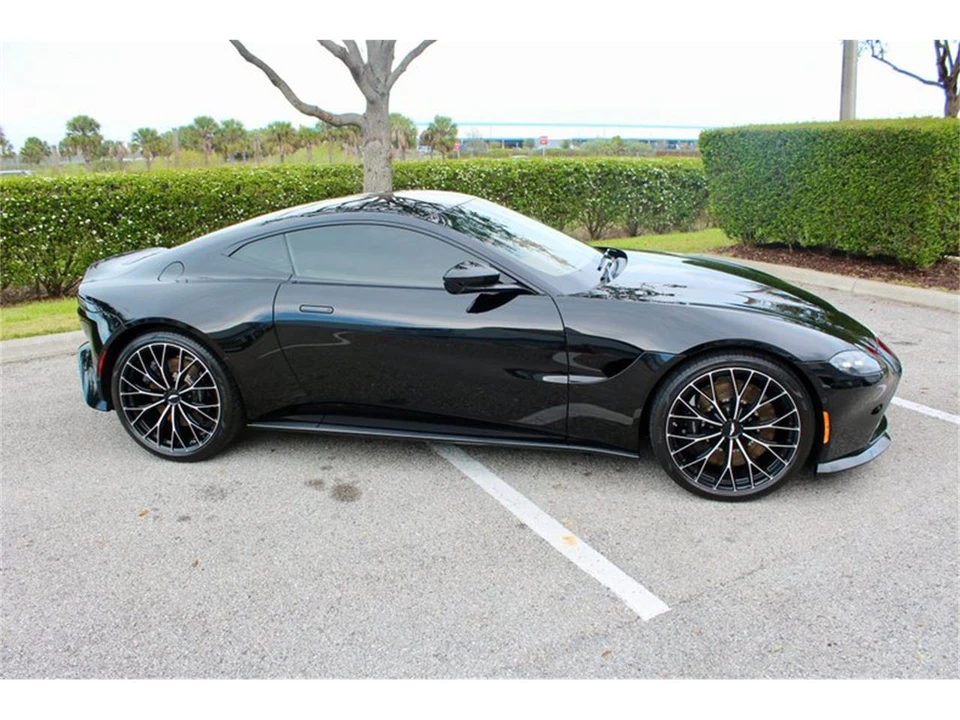 2023 Aston Martin V8 Vantage (2019+) - Image 18 of 31