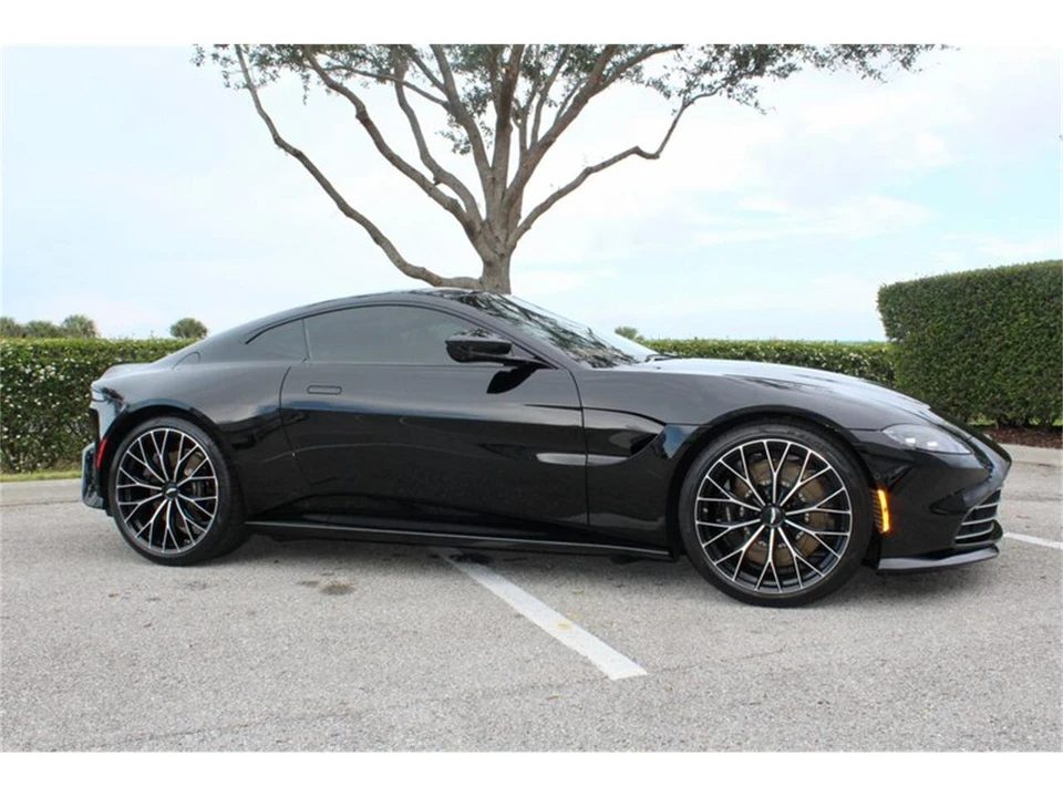 2023 Aston Martin V8 Vantage (2019+) - Image 3 of 31