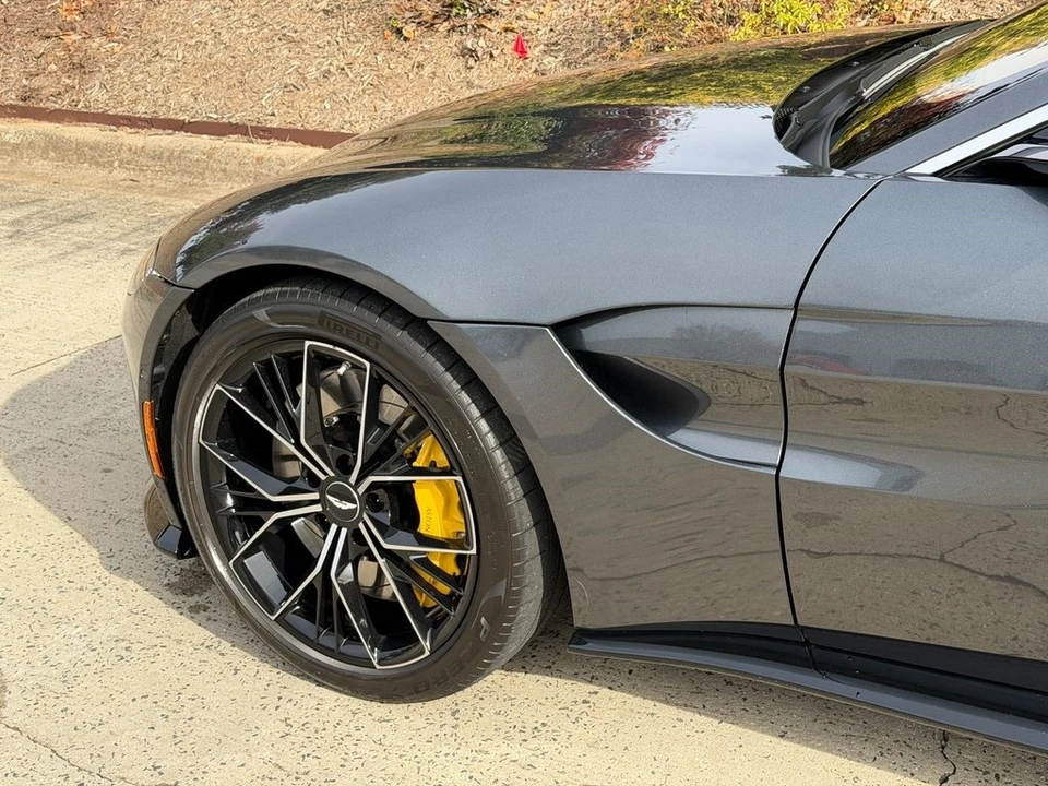 2023 Aston Martin V8 Vantage (2019+) - Image 12 of 21