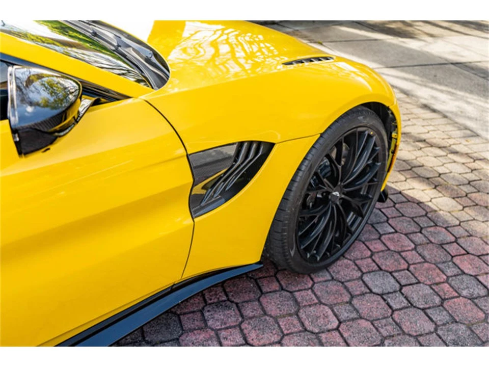 2023 Aston Martin V8 Vantage (2019+) - Image 9 of 12