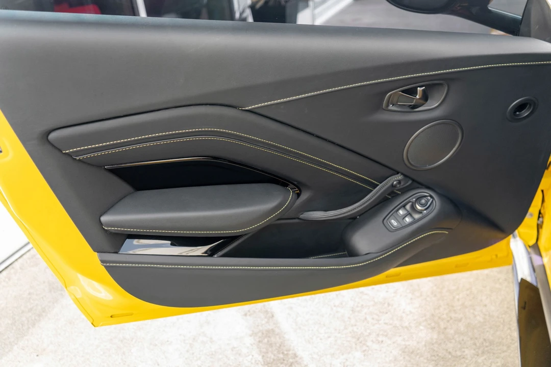 2023 Aston Martin V8 Vantage (2019+) - Image 12 of 31