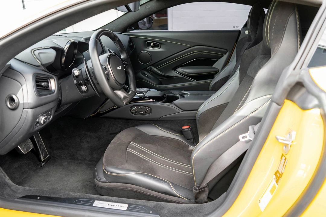 2023 Aston Martin V8 Vantage (2019+) - Image 10 of 31