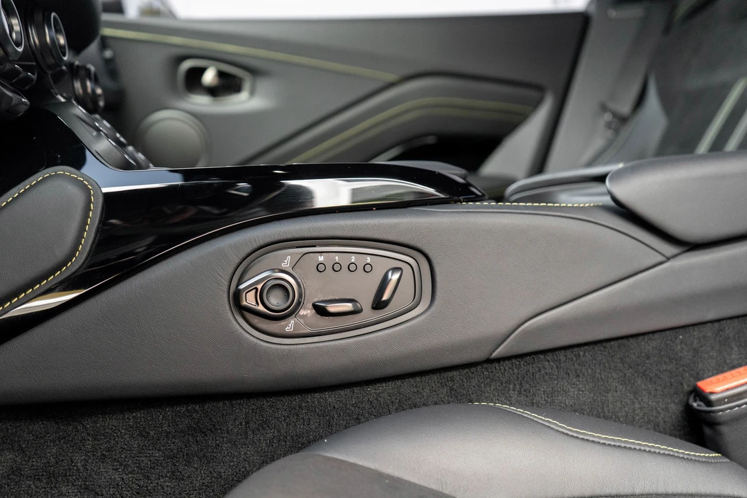 2023 Aston Martin V8 Vantage (2019+) - Image 21 of 31