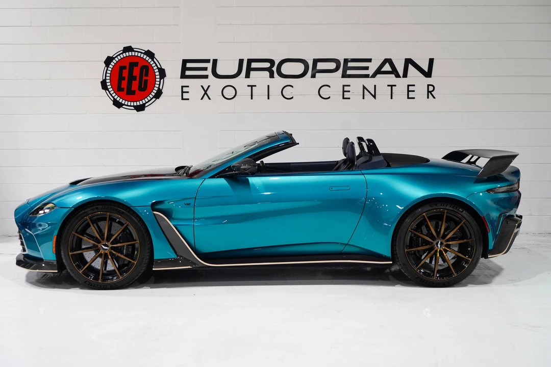 2023 Aston Martin Vantage - Image 7 of 31