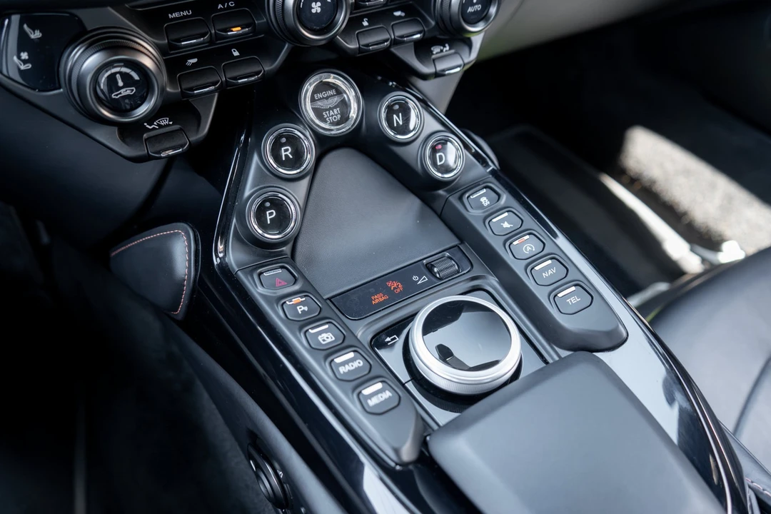 2023 Aston Martin V8 Vantage (2019+) - Image 21 of 31