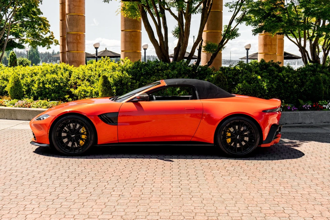 2023 Aston Martin V8 Vantage (2019+) - Image 30 of 31