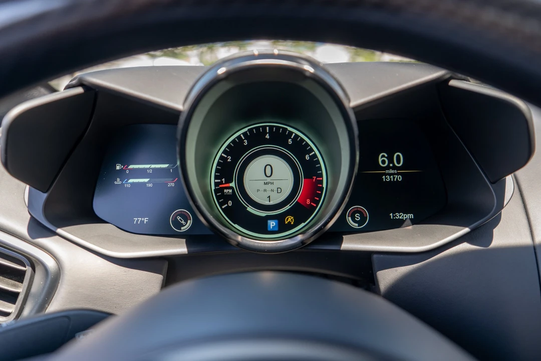 2023 Aston Martin V8 Vantage (2019+) - Image 6 of 31
