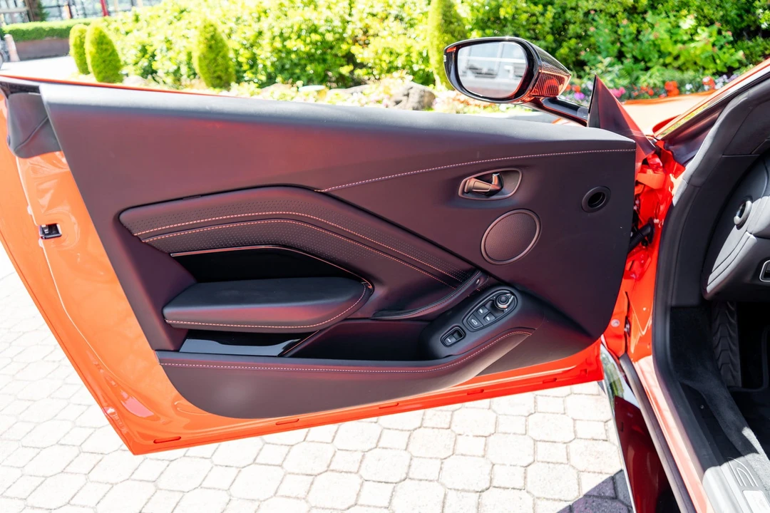 2023 Aston Martin V8 Vantage (2019+) - Image 14 of 31