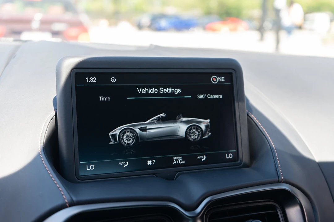 2023 Aston Martin V8 Vantage (2019+) - Image 16 of 31
