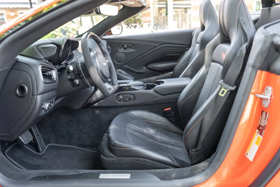 2023 Aston Martin V8 Vantage (2019+) - Image 2 of 31