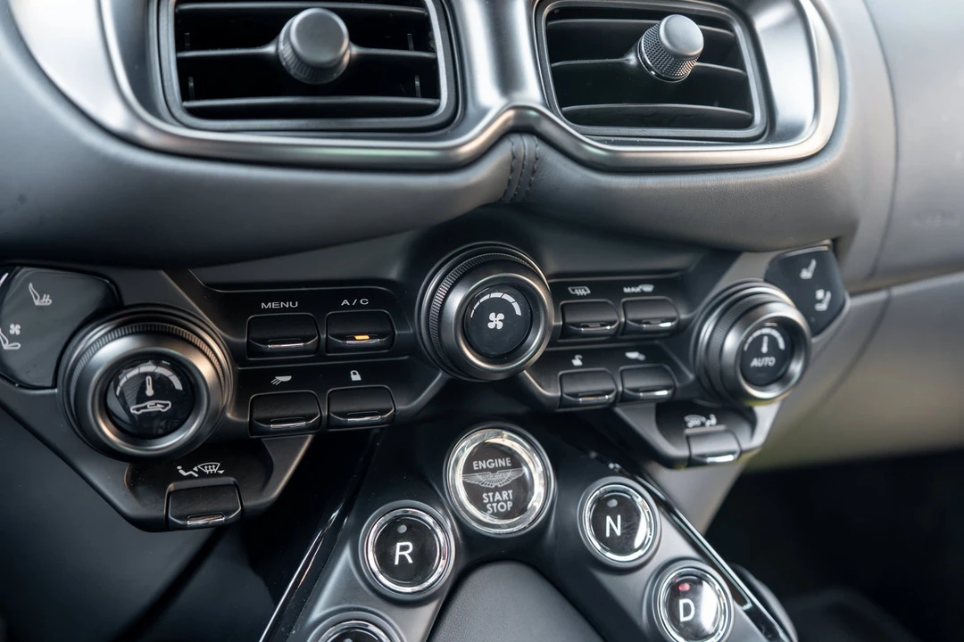 2023 Aston Martin V8 Vantage (2019+) - Image 20 of 31