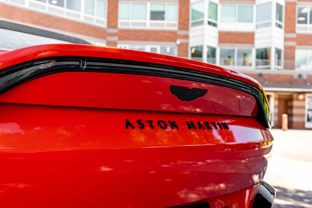 2023 Aston Martin V8 Vantage (2019+) - Image 8 of 31