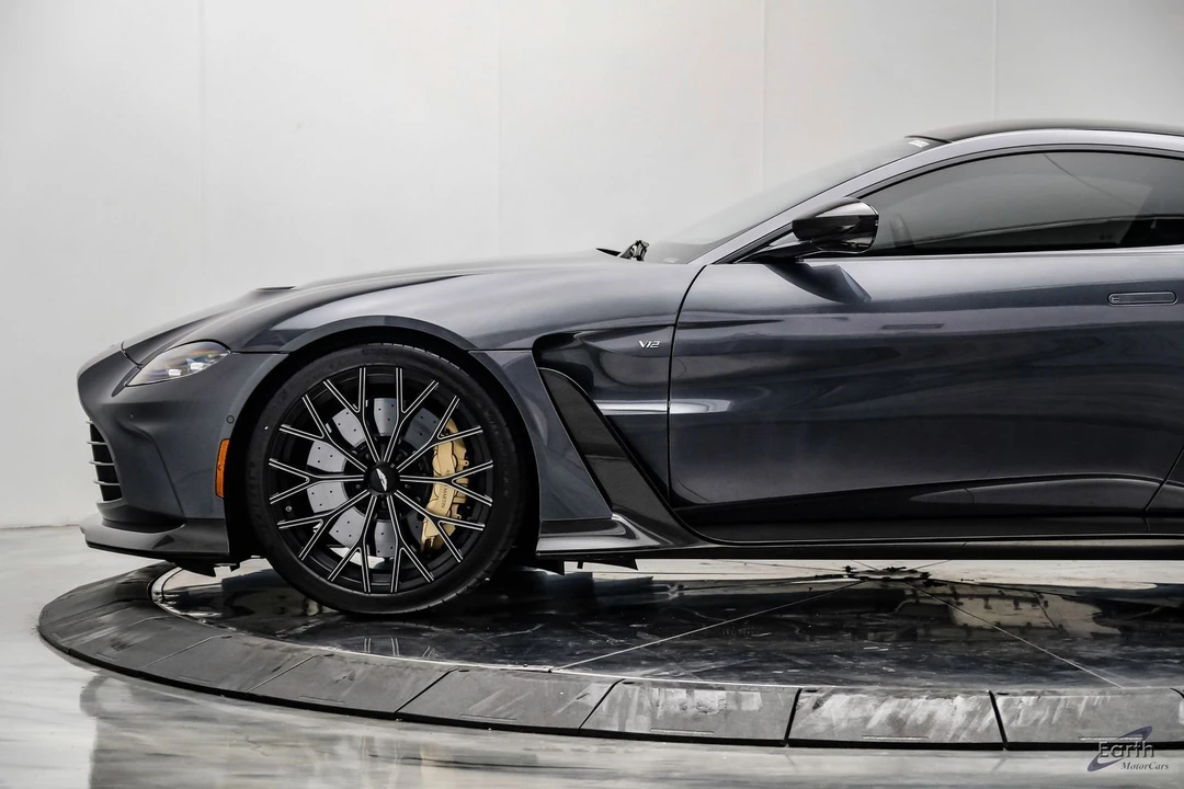 2023 Aston Martin V12 Vantage (2022+) - Image 10 of 31