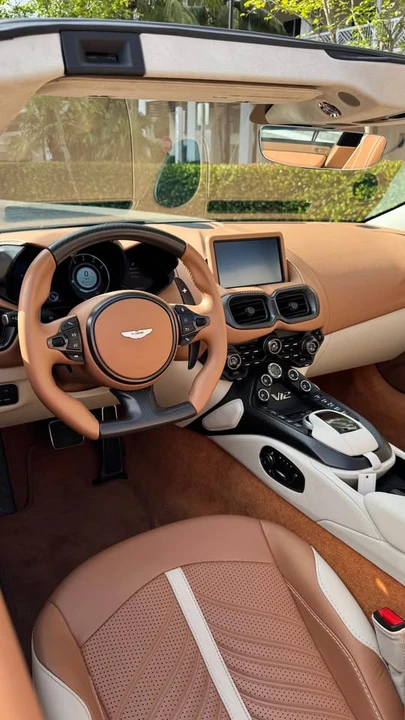2023 Aston Martin - Image 7 of 11