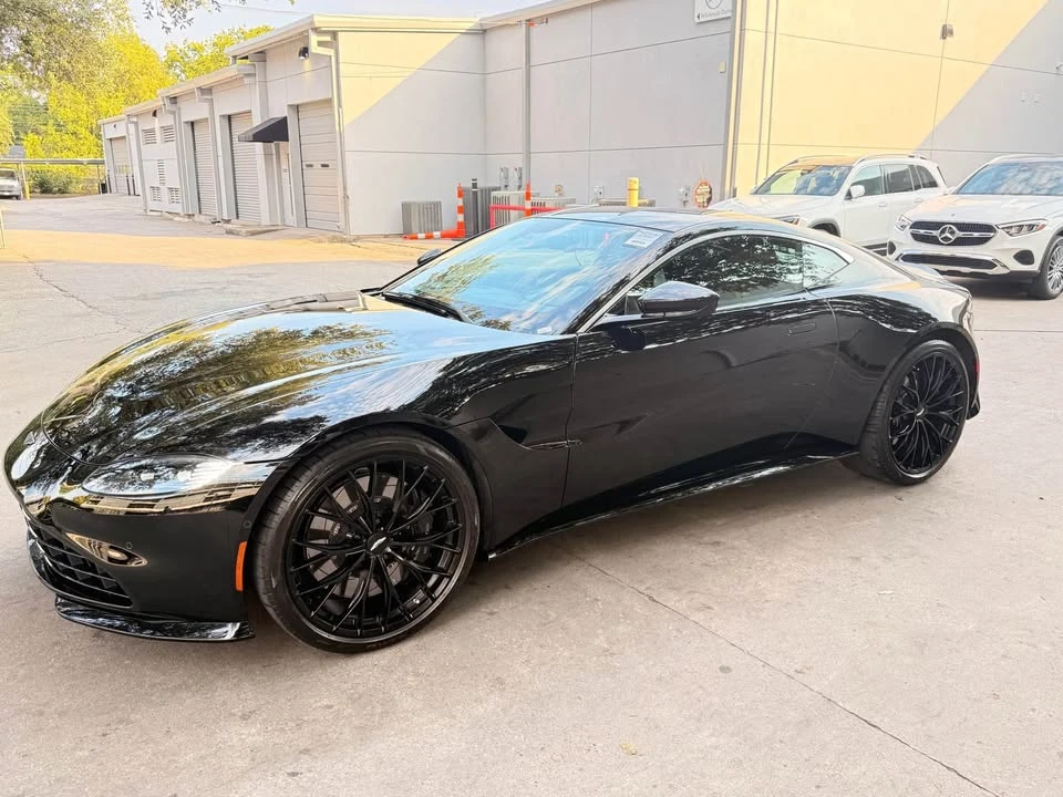 2023 Aston Martin V8 Vantage (2019+) - Image 3 of 13