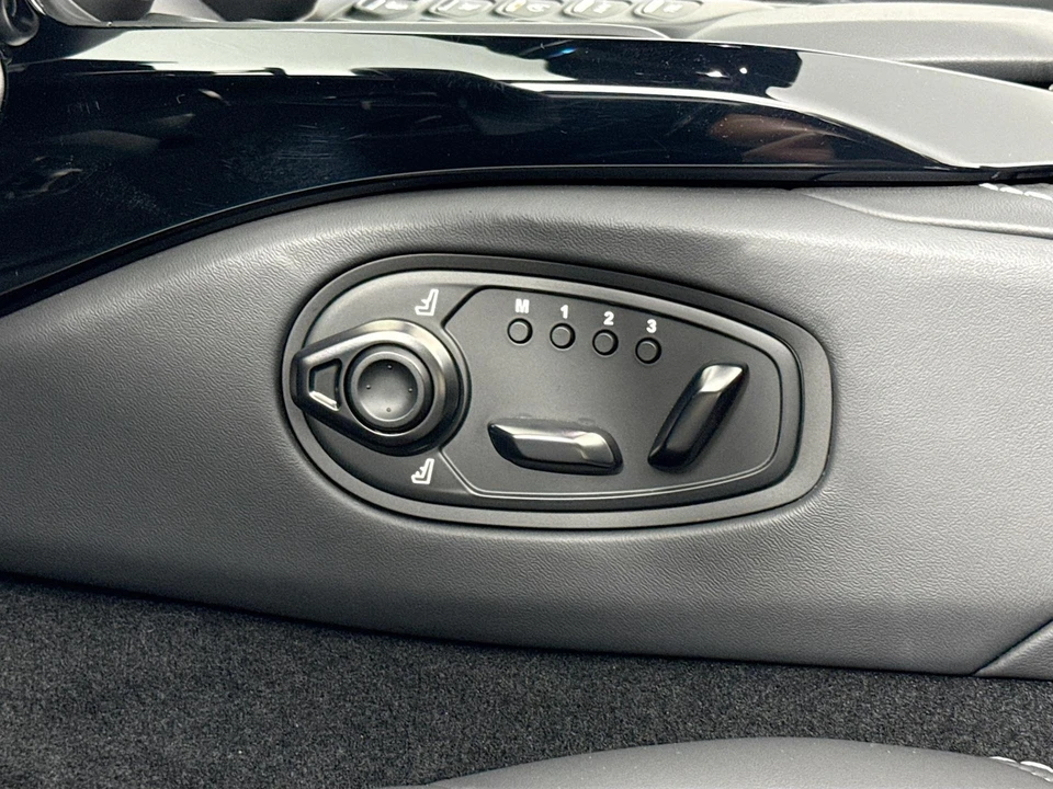 2023 Aston Martin V8 Vantage (2019+) - Image 21 of 31