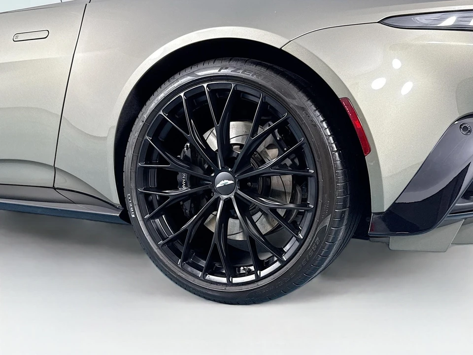 2023 Aston Martin V8 Vantage (2019+) - Image 28 of 31