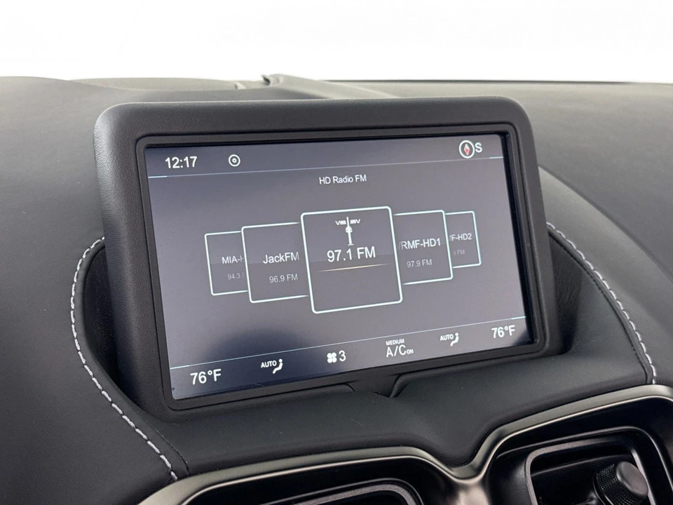 2023 Aston Martin V8 Vantage (2019+) - Image 14 of 31