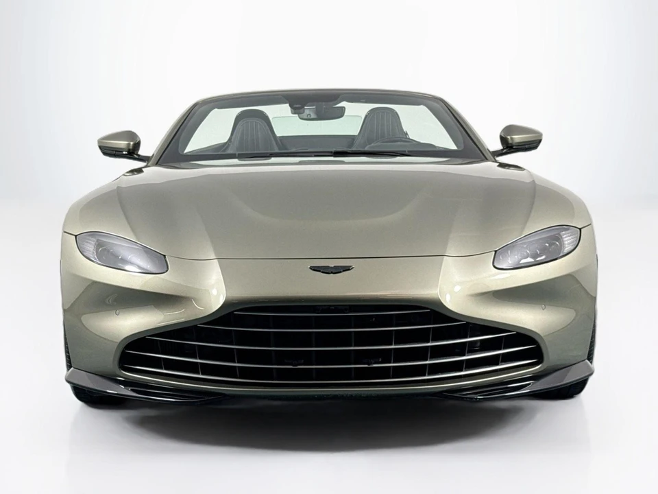 2023 Aston Martin V8 Vantage (2019+) - Image 2 of 31