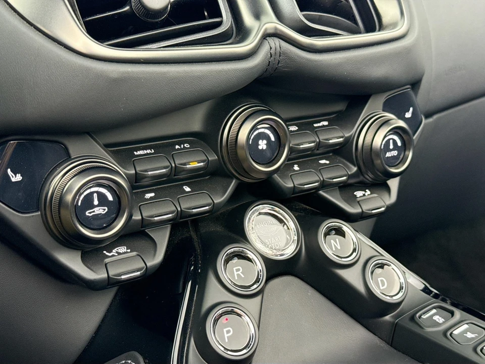 2023 Aston Martin V8 Vantage (2019+) - Image 17 of 31