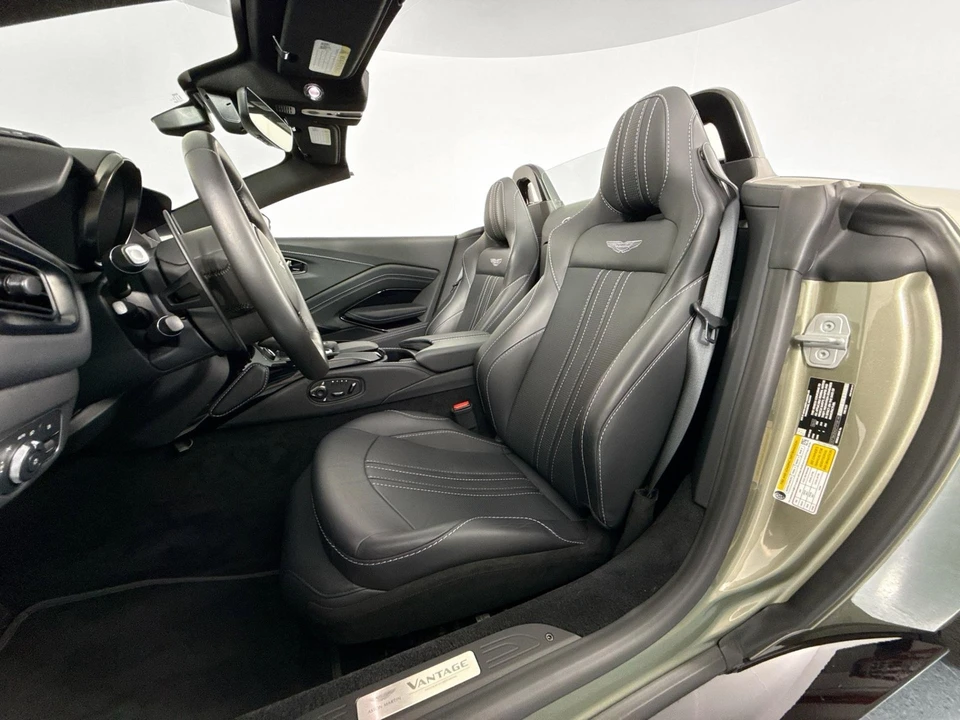 2023 Aston Martin V8 Vantage (2019+) - Image 11 of 31