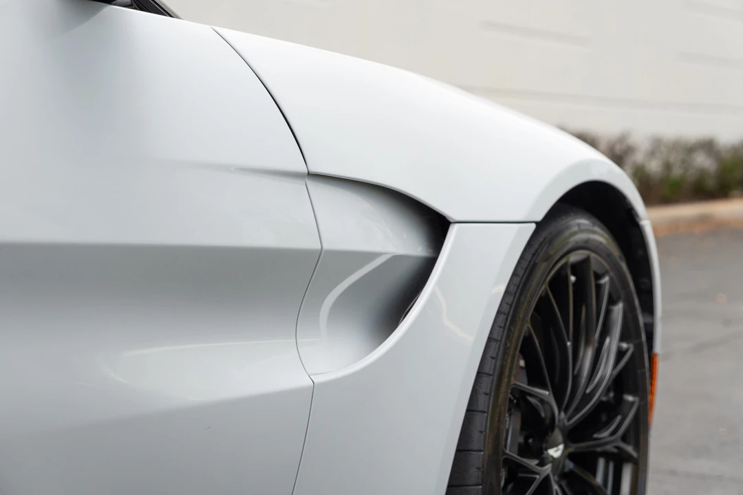 2023 Aston Martin V8 Vantage (2019+) - Image 14 of 31