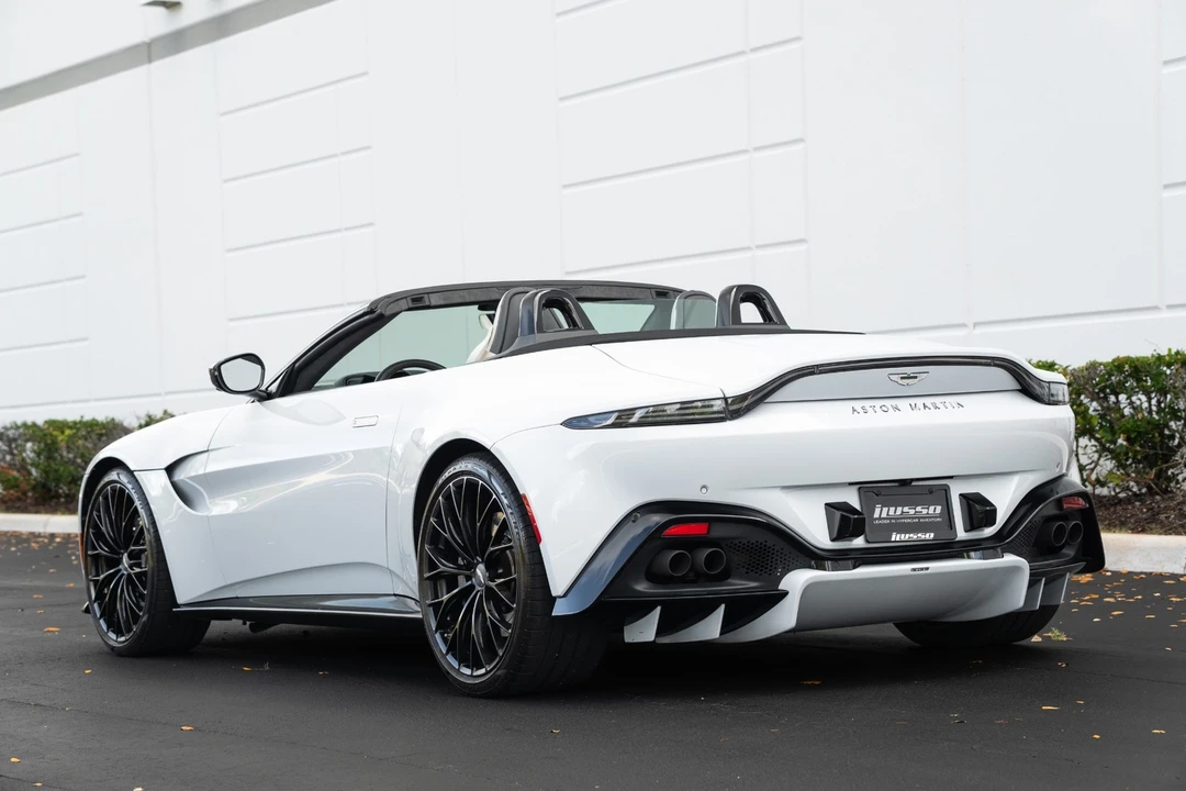 2023 Aston Martin V8 Vantage (2019+) - Image 29 of 31