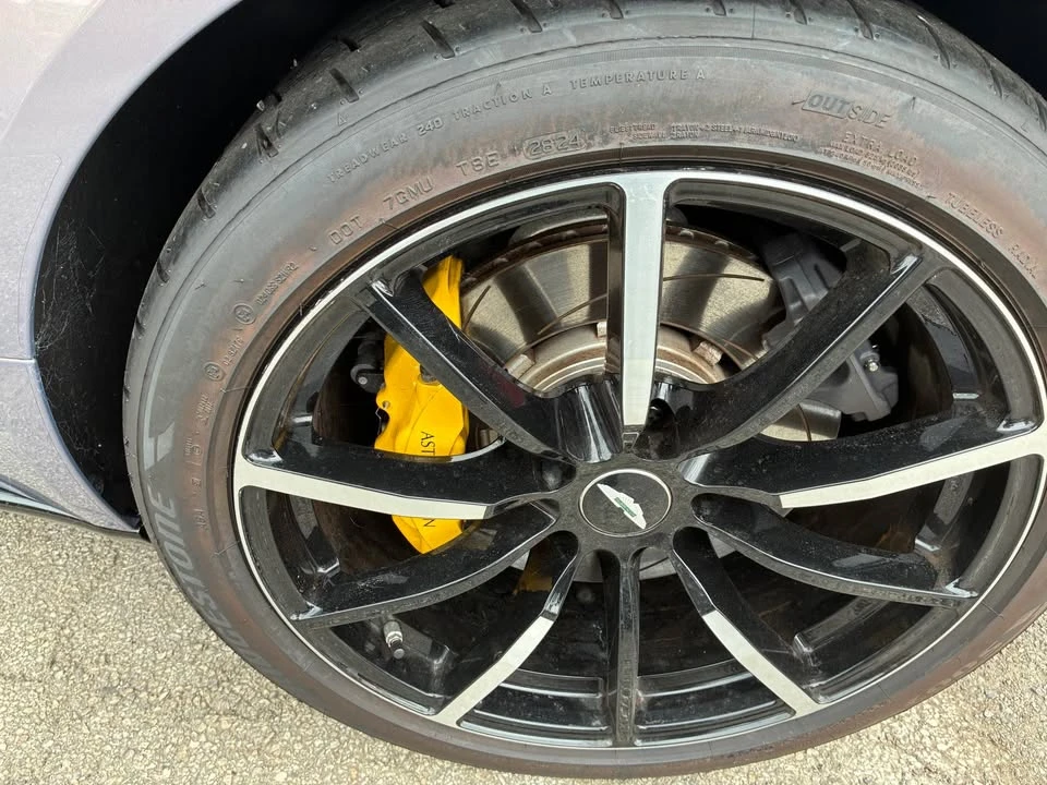 2023 Aston Martin DB11 V8 - Image 6 of 6