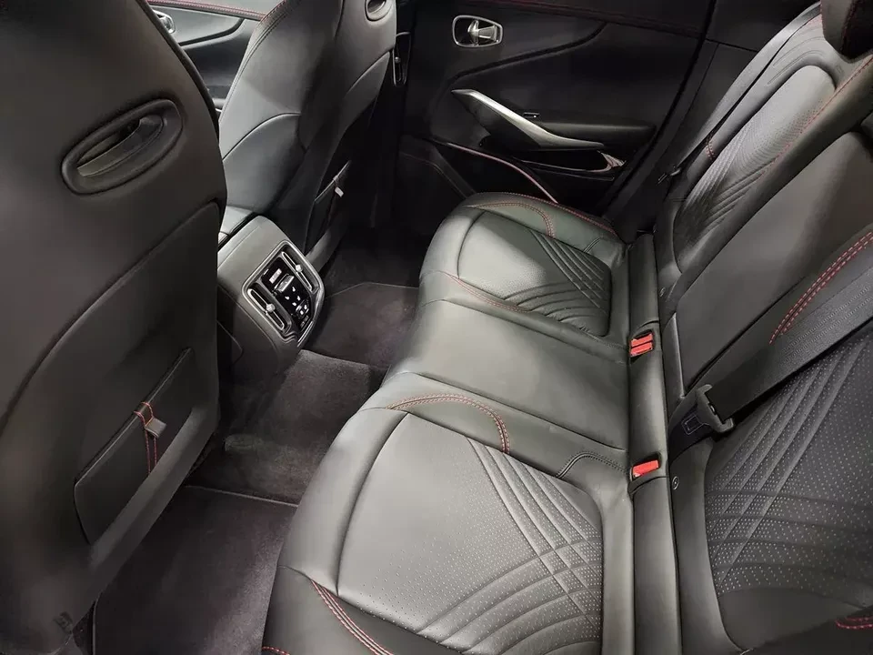2023 Aston Martin DBX - Image 7 of 9