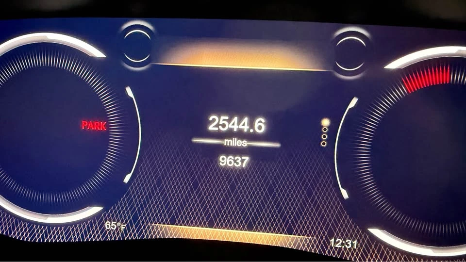 2023 Aston Martin DBX - Image 2 of 5