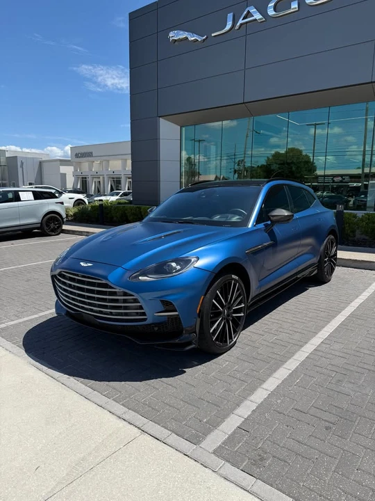 2023 Aston Martin DBX 707 - Image 2 of 18