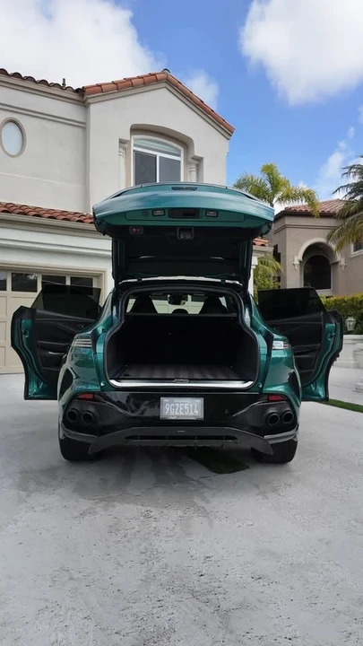 2023 Aston Martin DBX 707 - Image 4 of 11