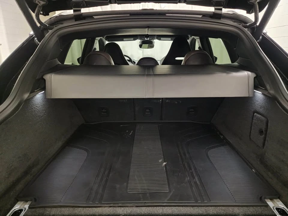 2023 Aston Martin DBX - Image 9 of 20