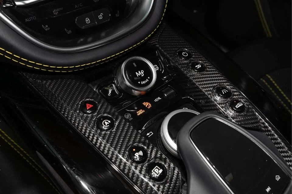 2023 Aston Martin DBX - Image 14 of 19