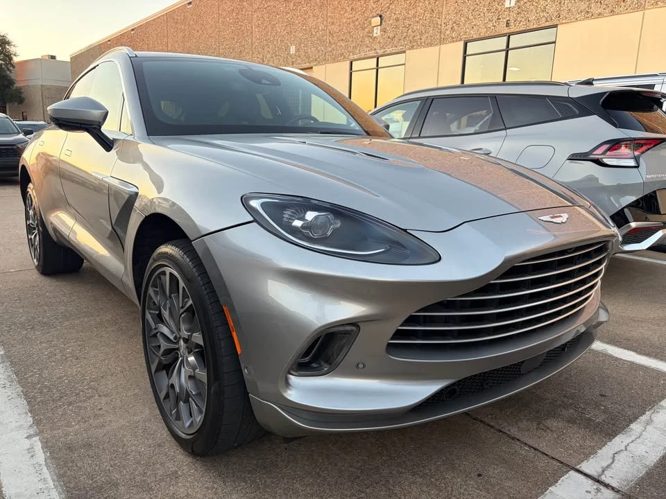 2023 Aston Martin DBX - Image 8 of 17