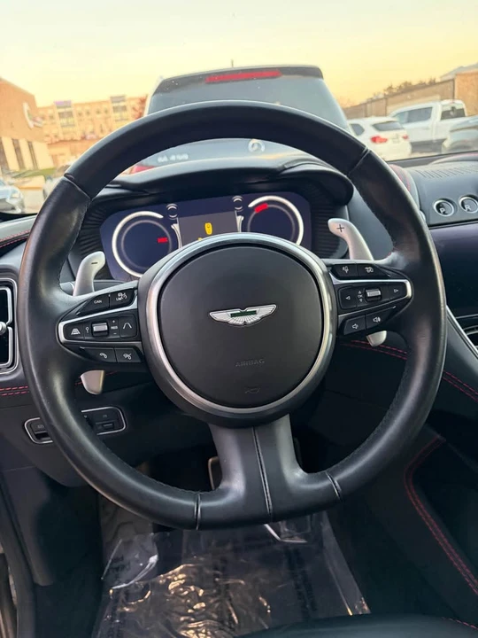 2023 Aston Martin DBX - Image 15 of 17
