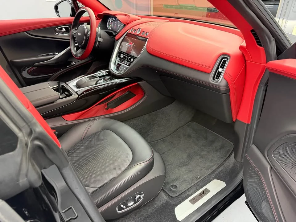 2023 Aston Martin DBX - Image 5 of 19