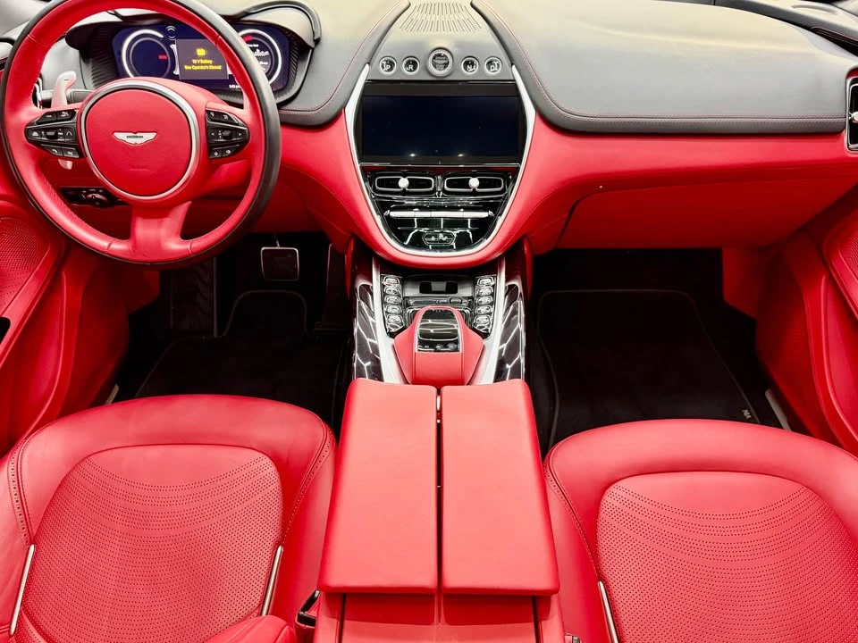 2023 Aston Martin DBX - Image 7 of 17