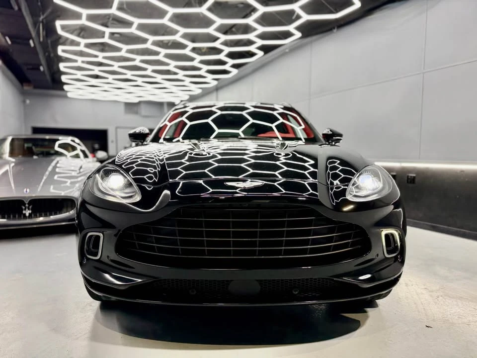 2023 Aston Martin DBX - Image 3 of 19