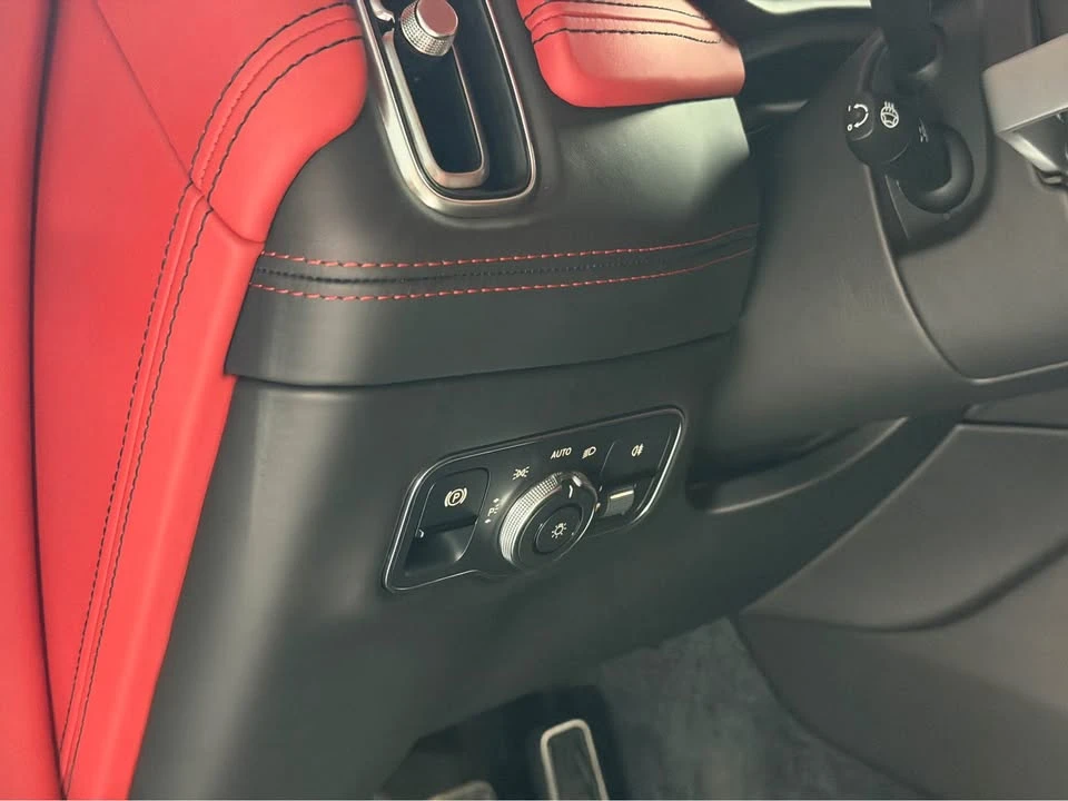 2023 Aston Martin DBX - Image 15 of 19