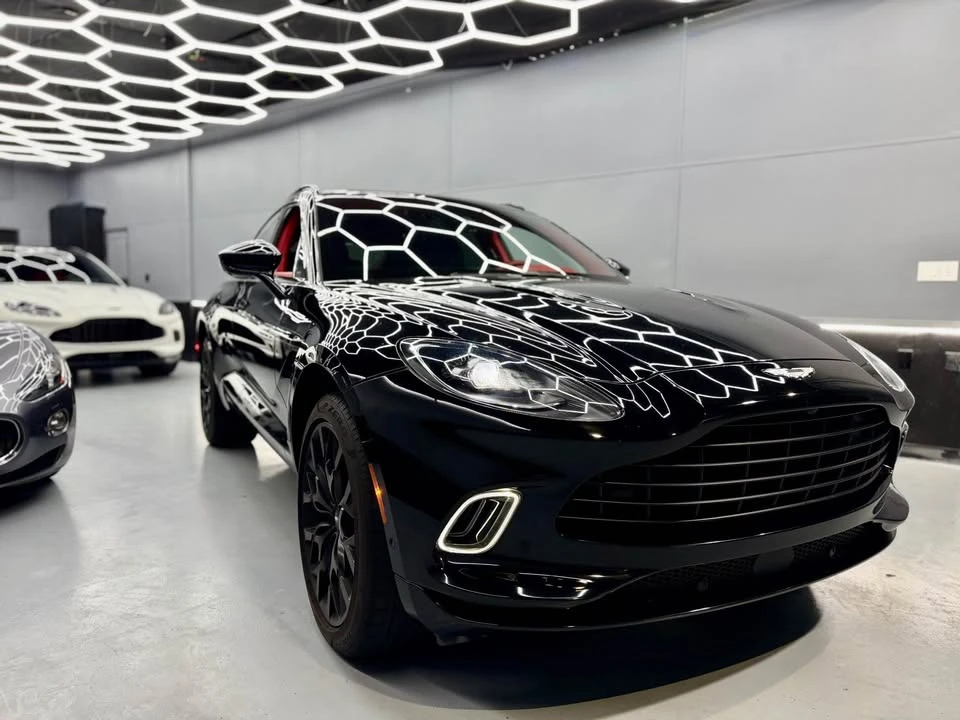2023 Aston Martin DBX - Image 6 of 19