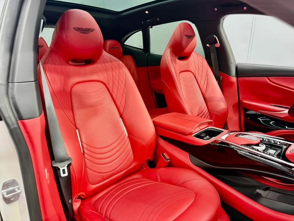 2023 Aston Martin DBX - Image 4 of 17
