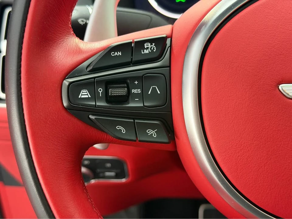 2023 Aston Martin DBX - Image 16 of 17