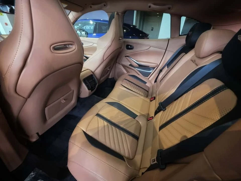 2023 Aston Martin DBX - Image 13 of 14