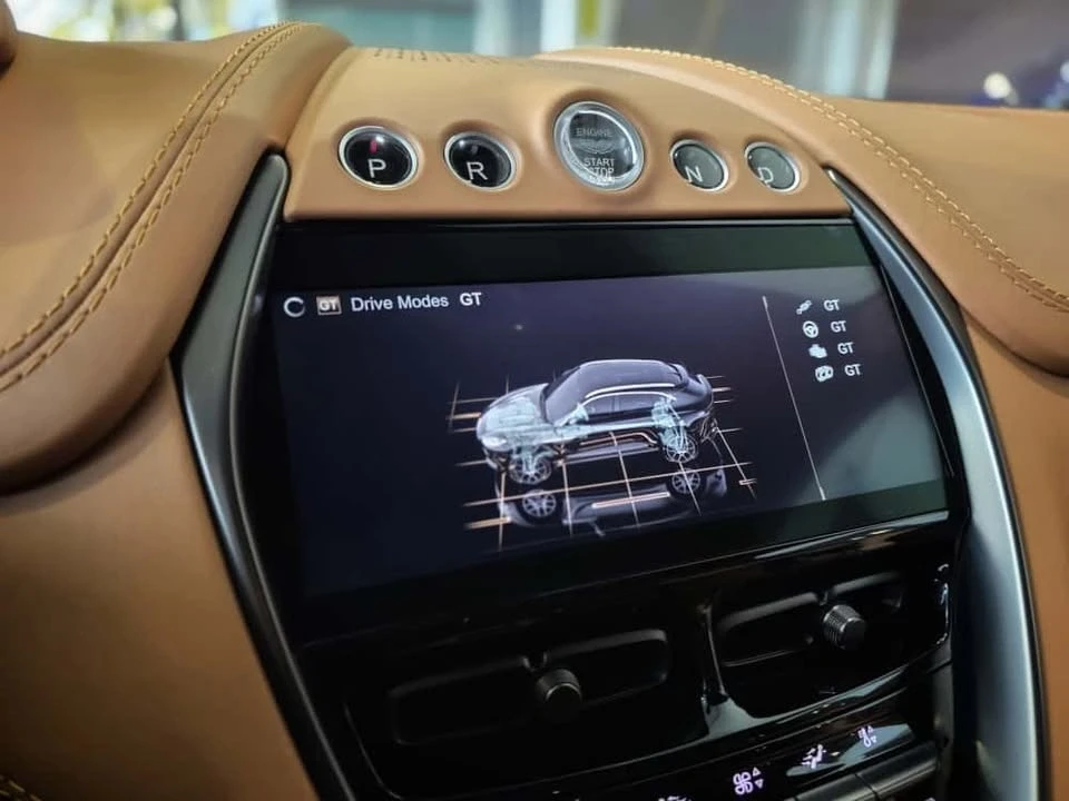 2023 Aston Martin DBX - Image 10 of 14