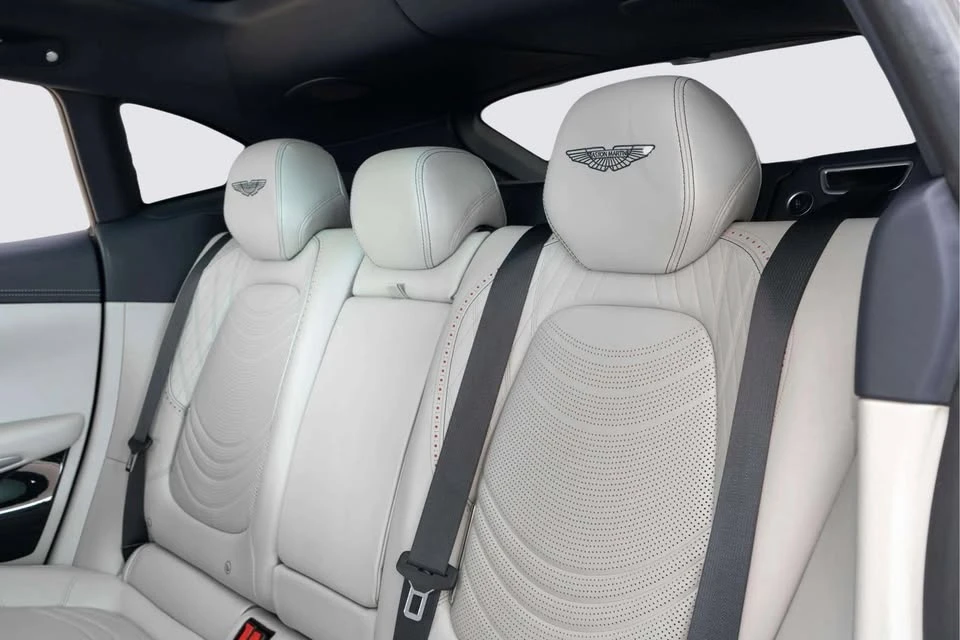 2023 Aston Martin DBX - Image 17 of 18