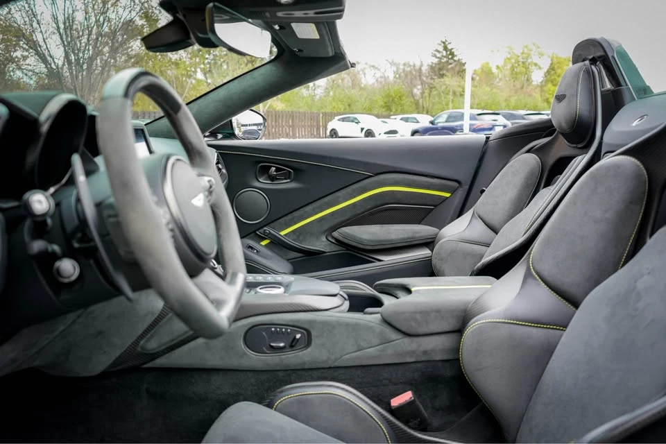 2023 Aston Martin V8 Vantage (2019+) - Image 11 of 14