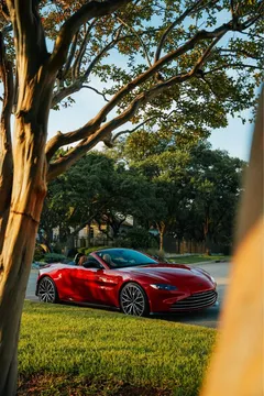 2023 Aston Martin V8 Vantage (2019+) - Image 2 of 9