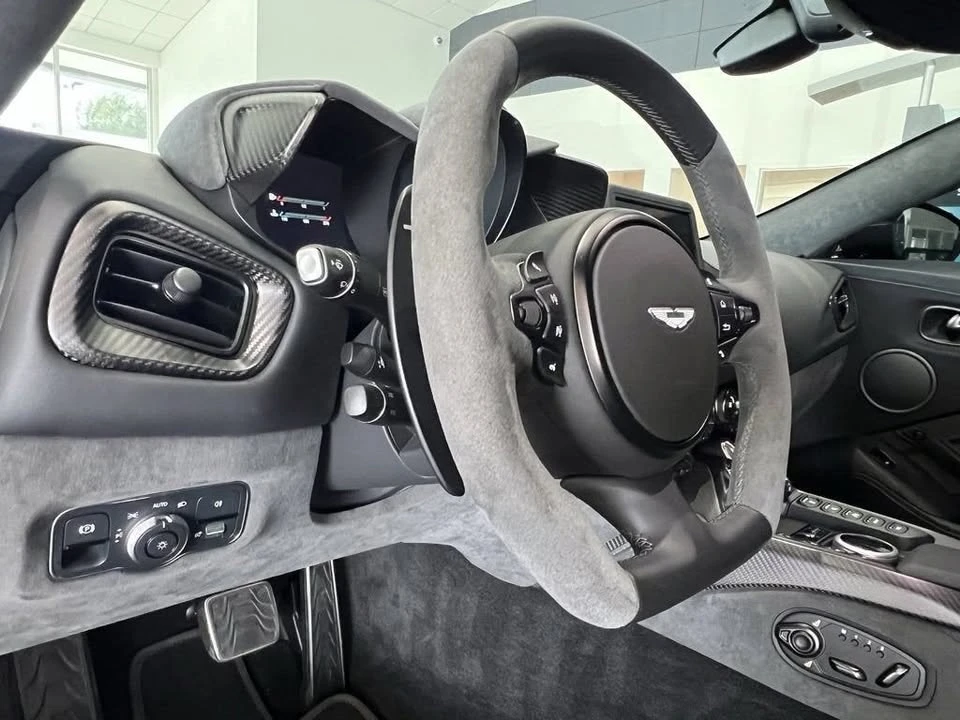 2023 Aston Martin V8 Vantage (2019+) - Image 14 of 18
